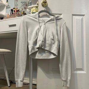 white cropped hollister zip up